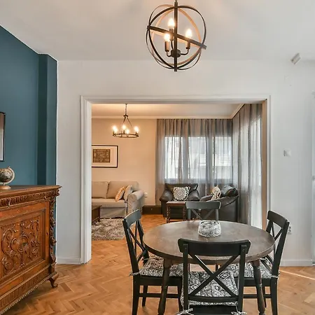 Nauticus Flat Center Apartment Varna