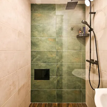 Nauticus Flat Center Apartment *